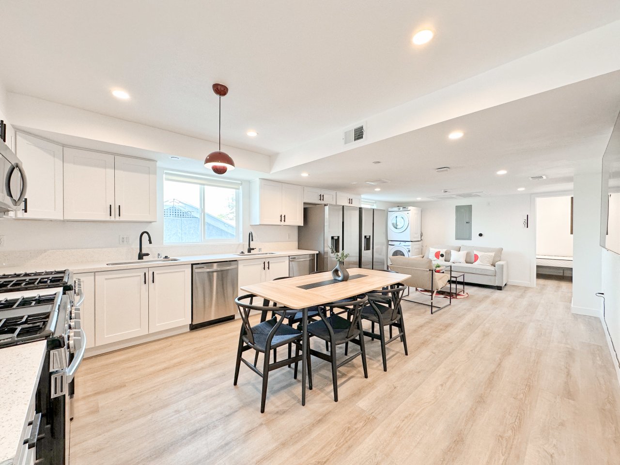 TL 1361 W 35th St - Co-Living Image 5