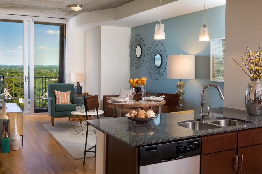 SkyHouse Austin Apartments Image 8