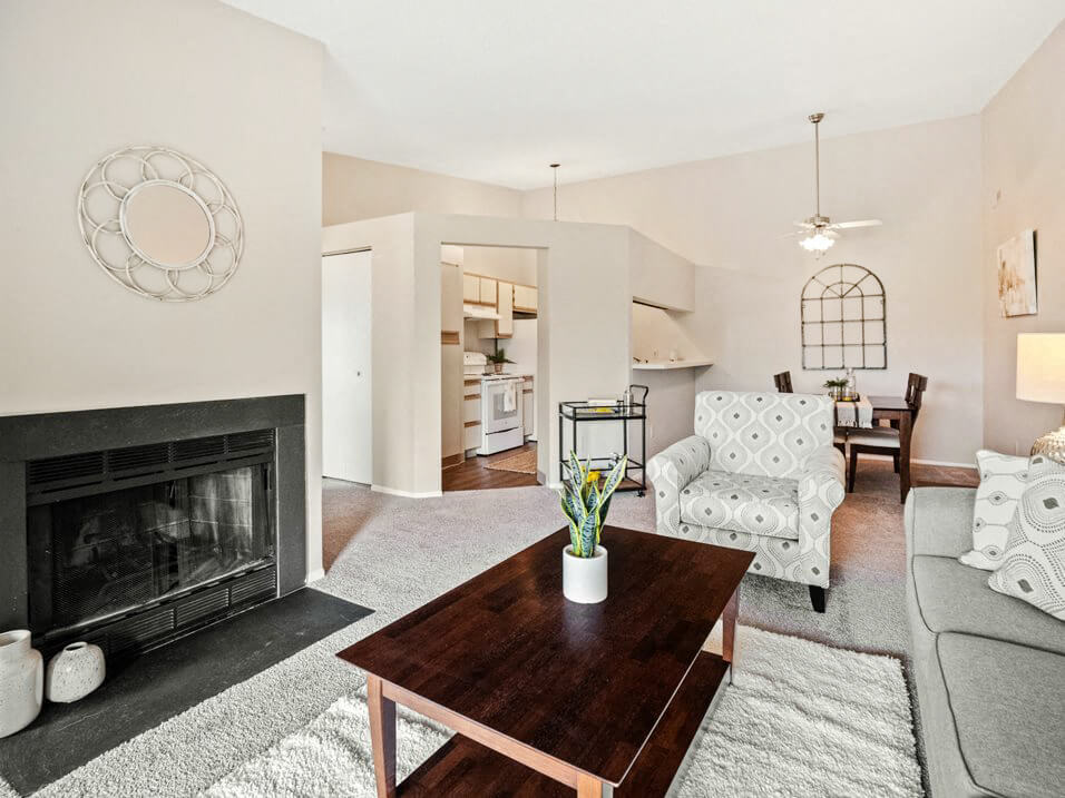 Lancaster Lakes Apartments Image 16