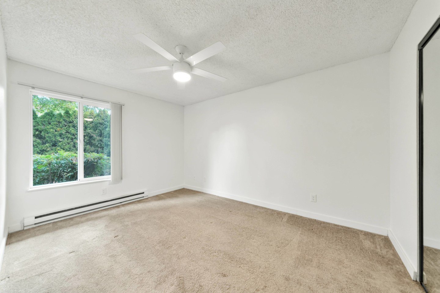 The Huntley Image 31