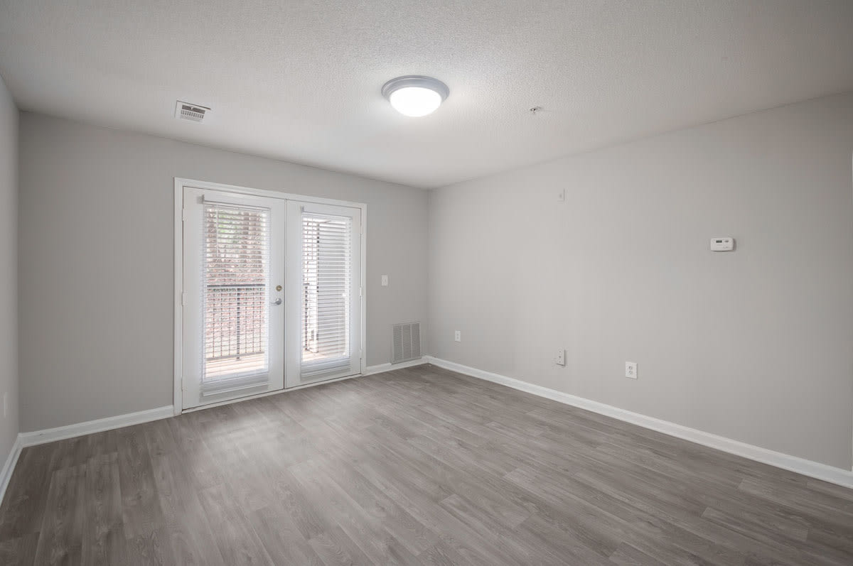 Creekside Apartments Image 13