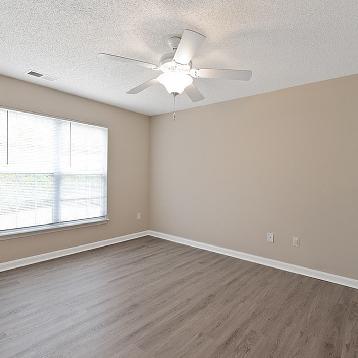 Swathmore Court Apartment Homes Image 6