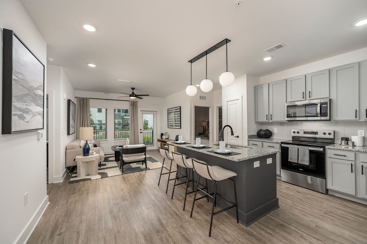 Perla Luxury Apartments Image 27