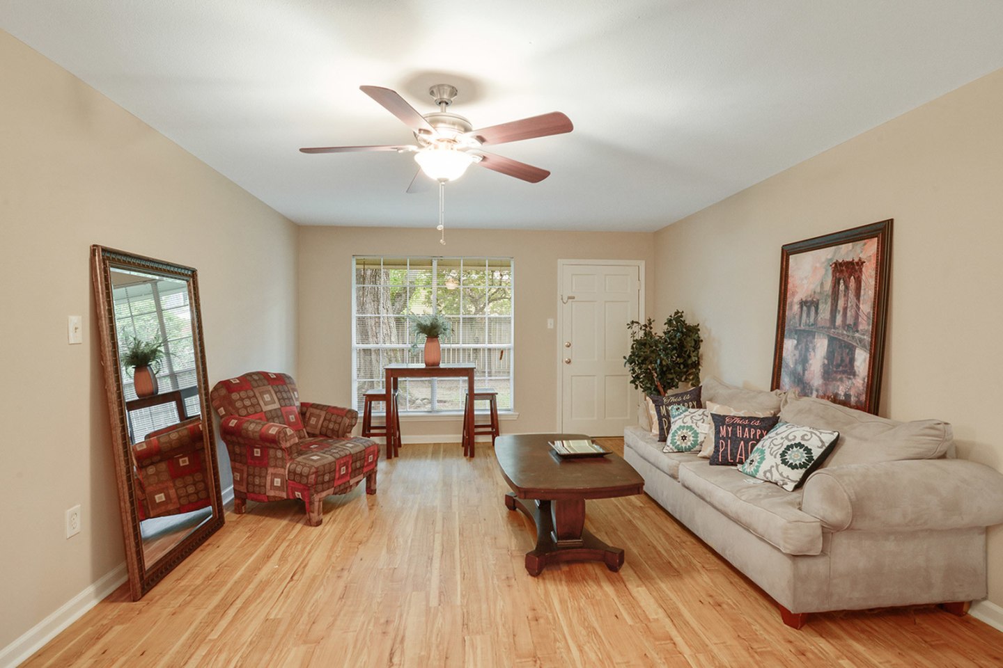 Park Regency Image 9
