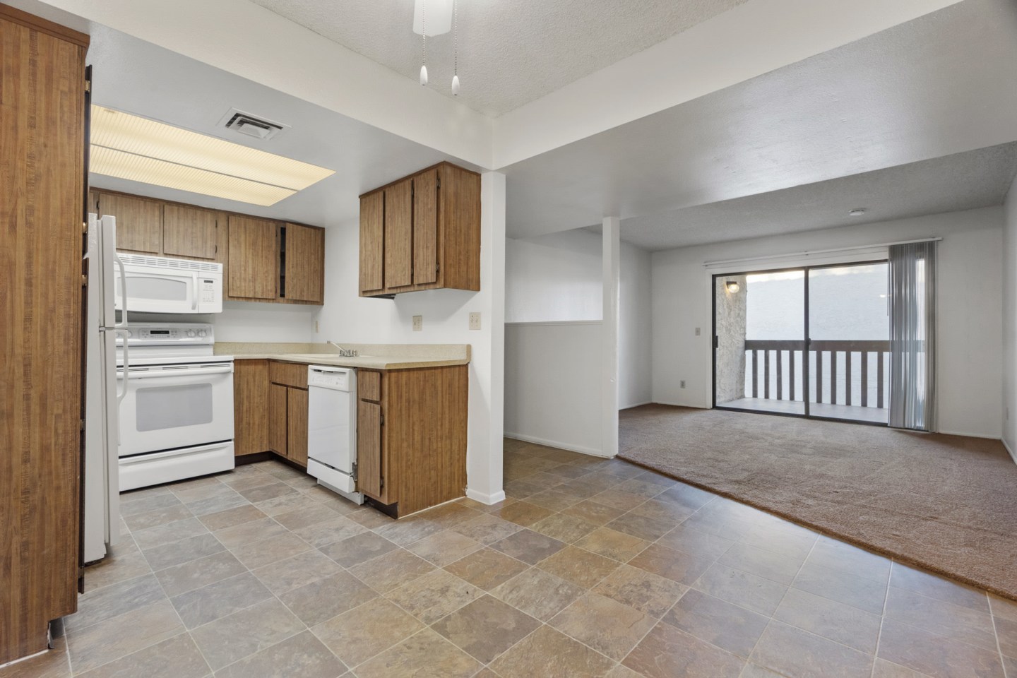 Townhomes on the Park Image 19