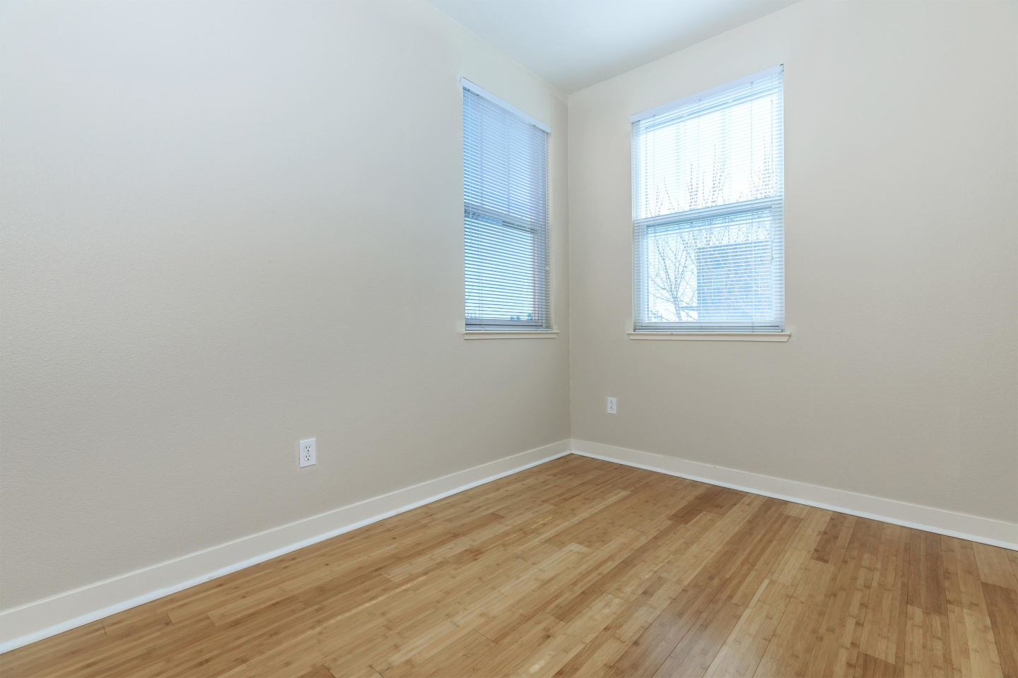 Oak Walk Image 48