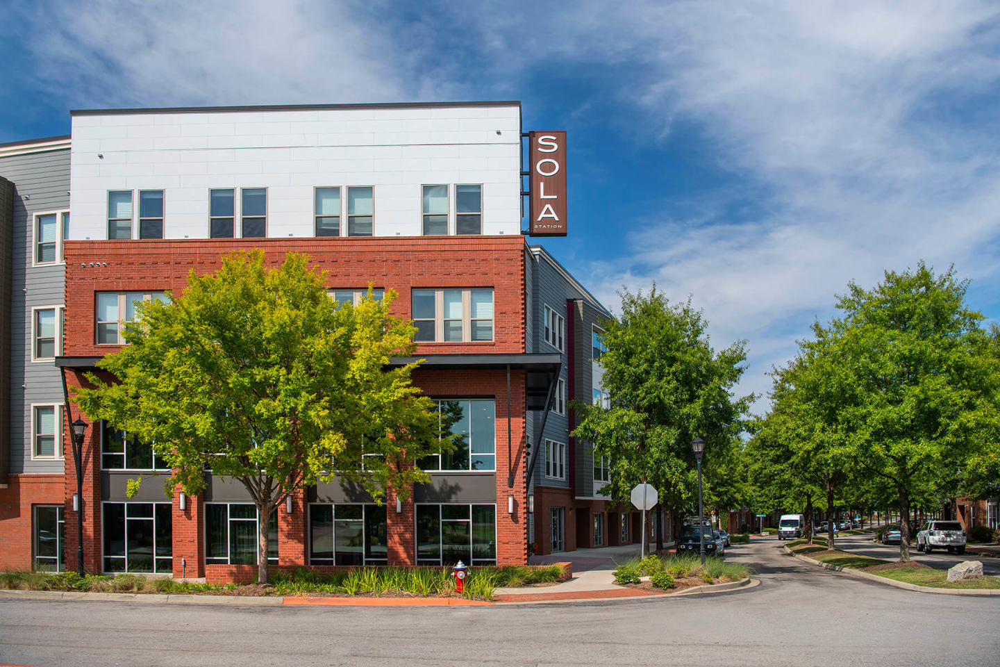 Sola Station Canalside Apartments Image 8