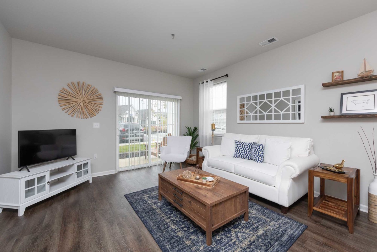 The Residences at Harbor Landing Image 3