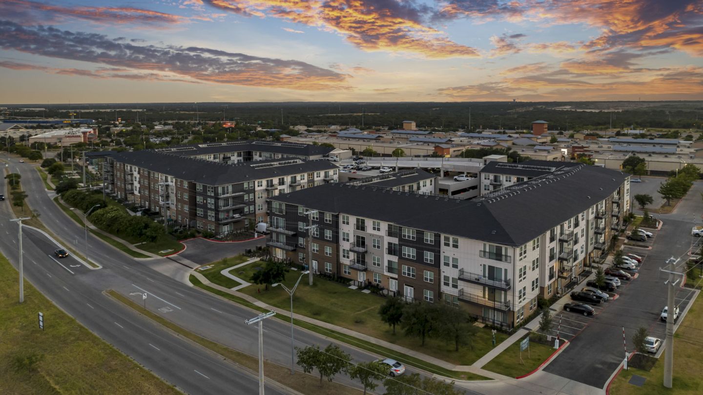 Lantana Round Rock Image 38