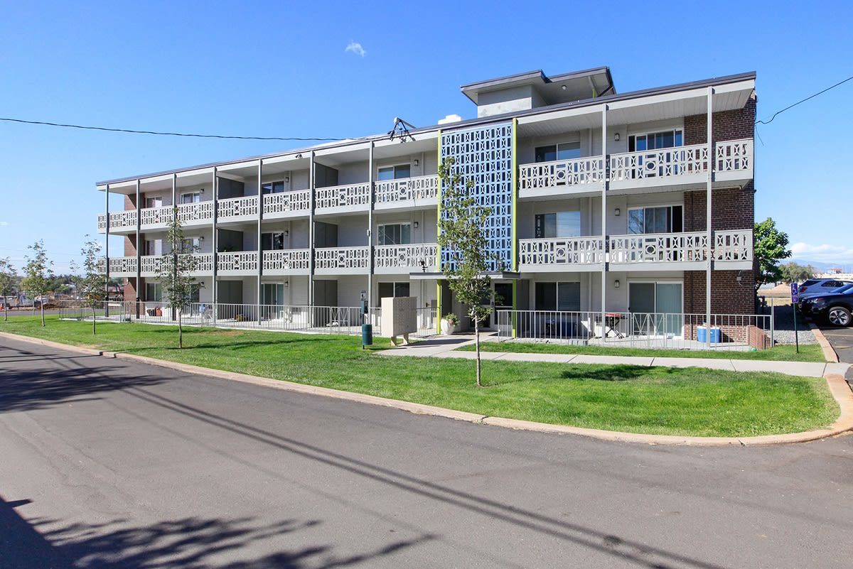 The Flats on 70th Image 25
