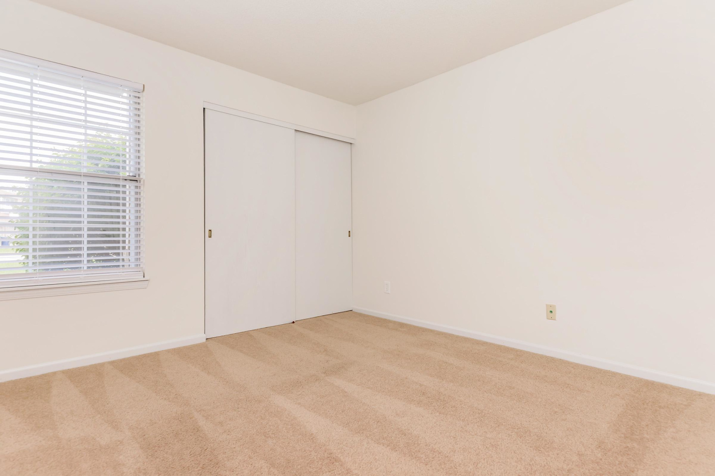 Plum Tree Apartments Image 39
