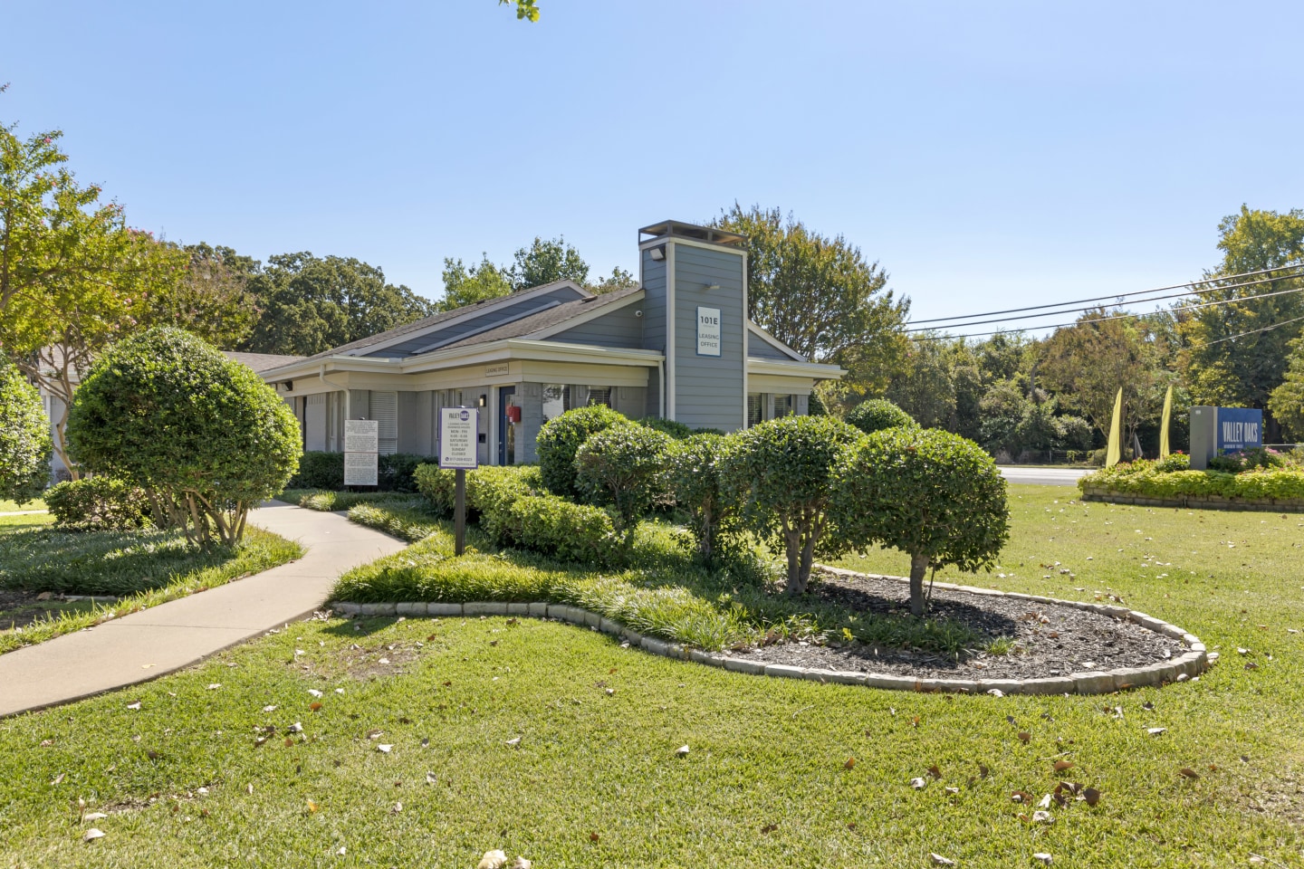 Valley Oaks Image 28