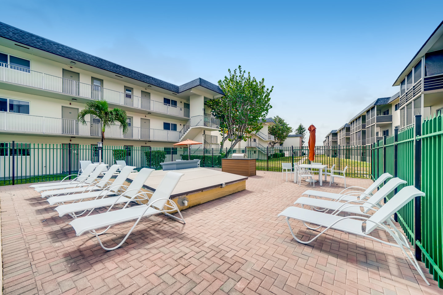 Spectra Palms Image 3