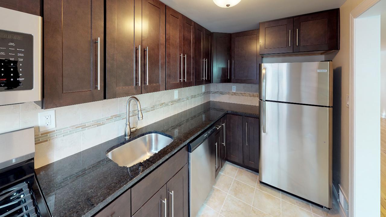 Spring Hill Apartments Image 13