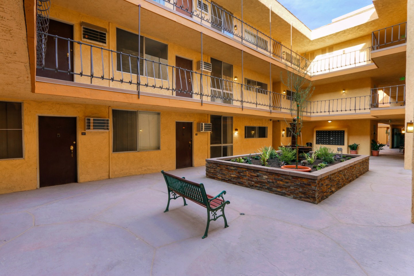 Windsor Villas Image 3