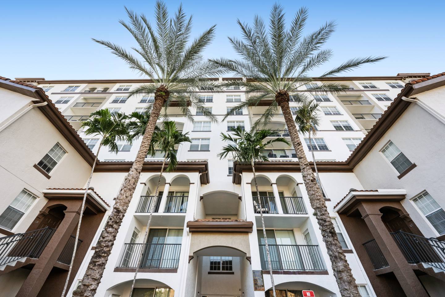 10X Mizner Park Image 2