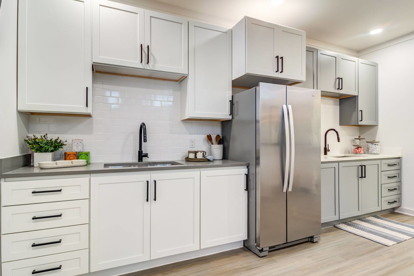The Collins Luxury Apartments Image 4