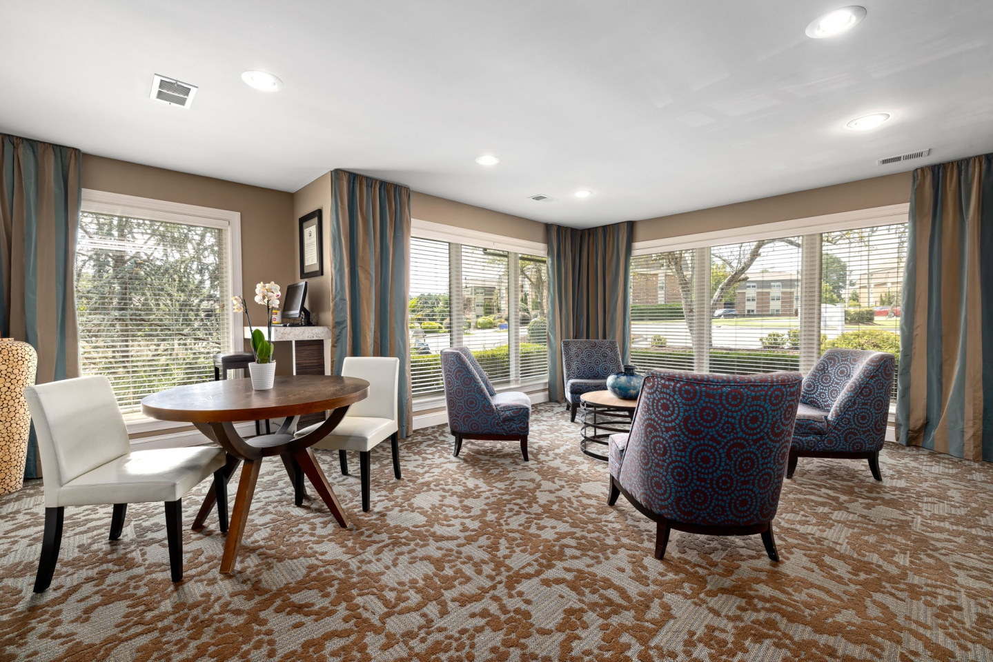 Student Housing - Collins Crossing Image 36