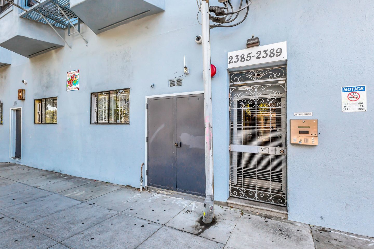 2385 Folsom Image 29