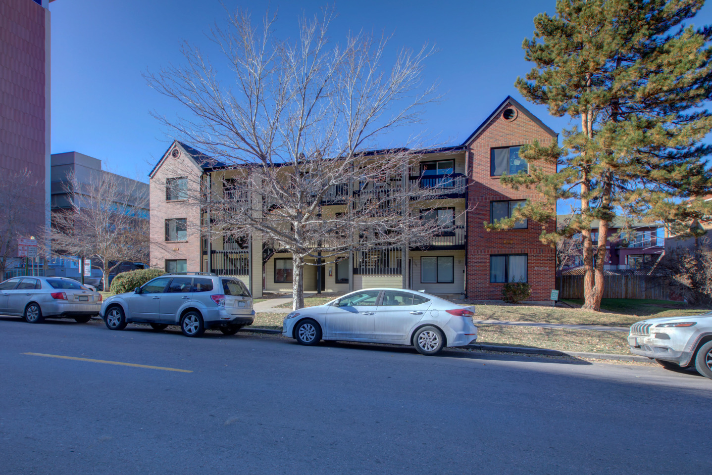 2101 Franklin Image 18