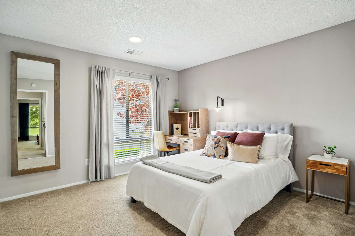 The Grove Luxury Apartments Image 18