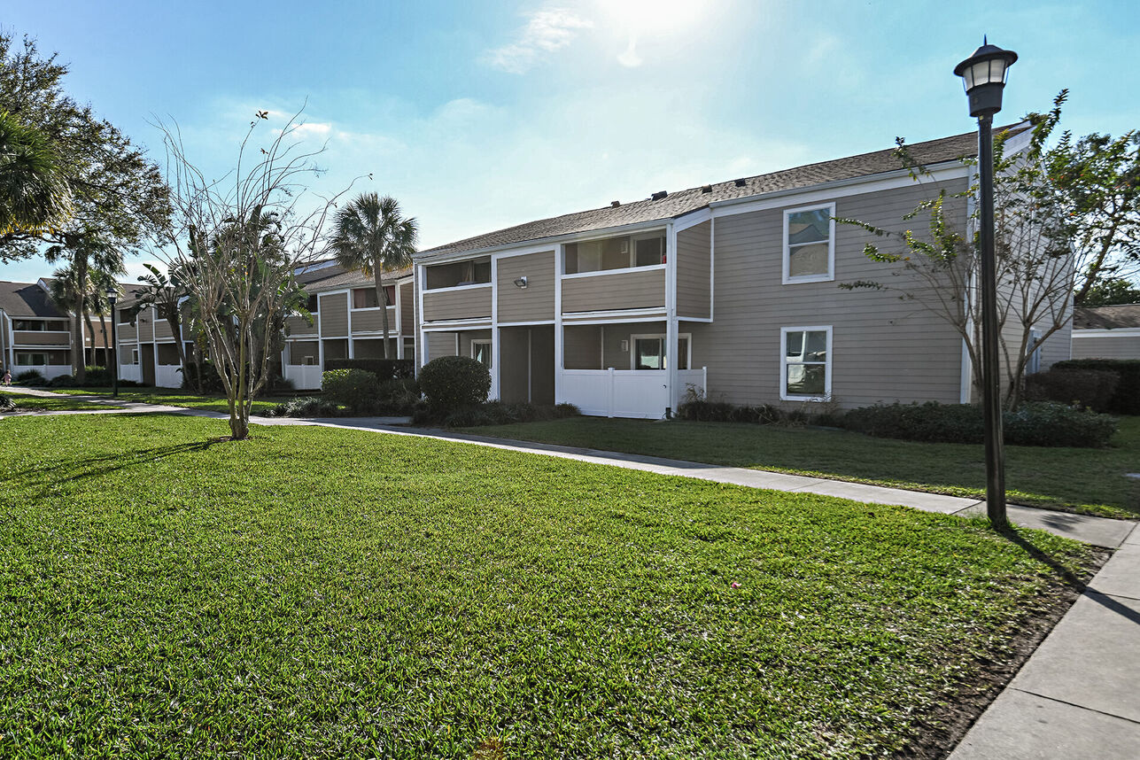 Woodlake Villas Image 14