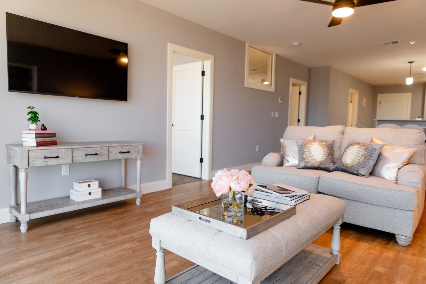 The Residence at 1000 Elm Image 15