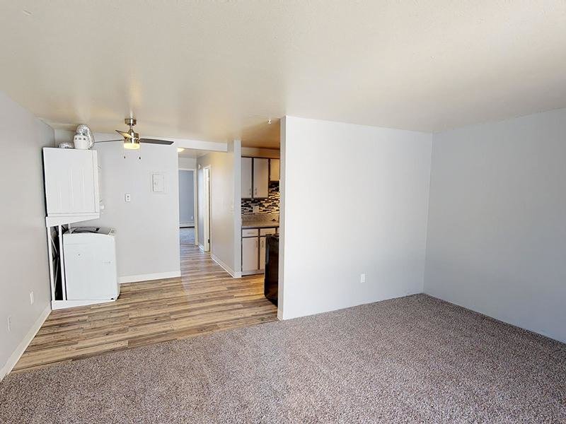 Riviera Apartments Image 4