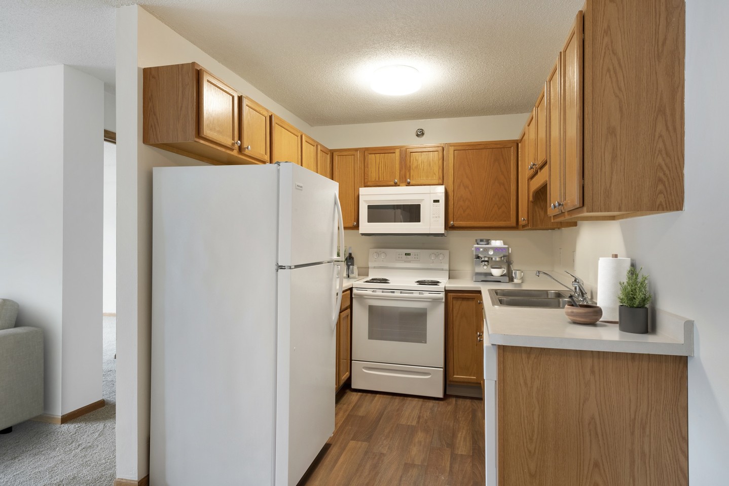 Pebblebrook Court Image 2