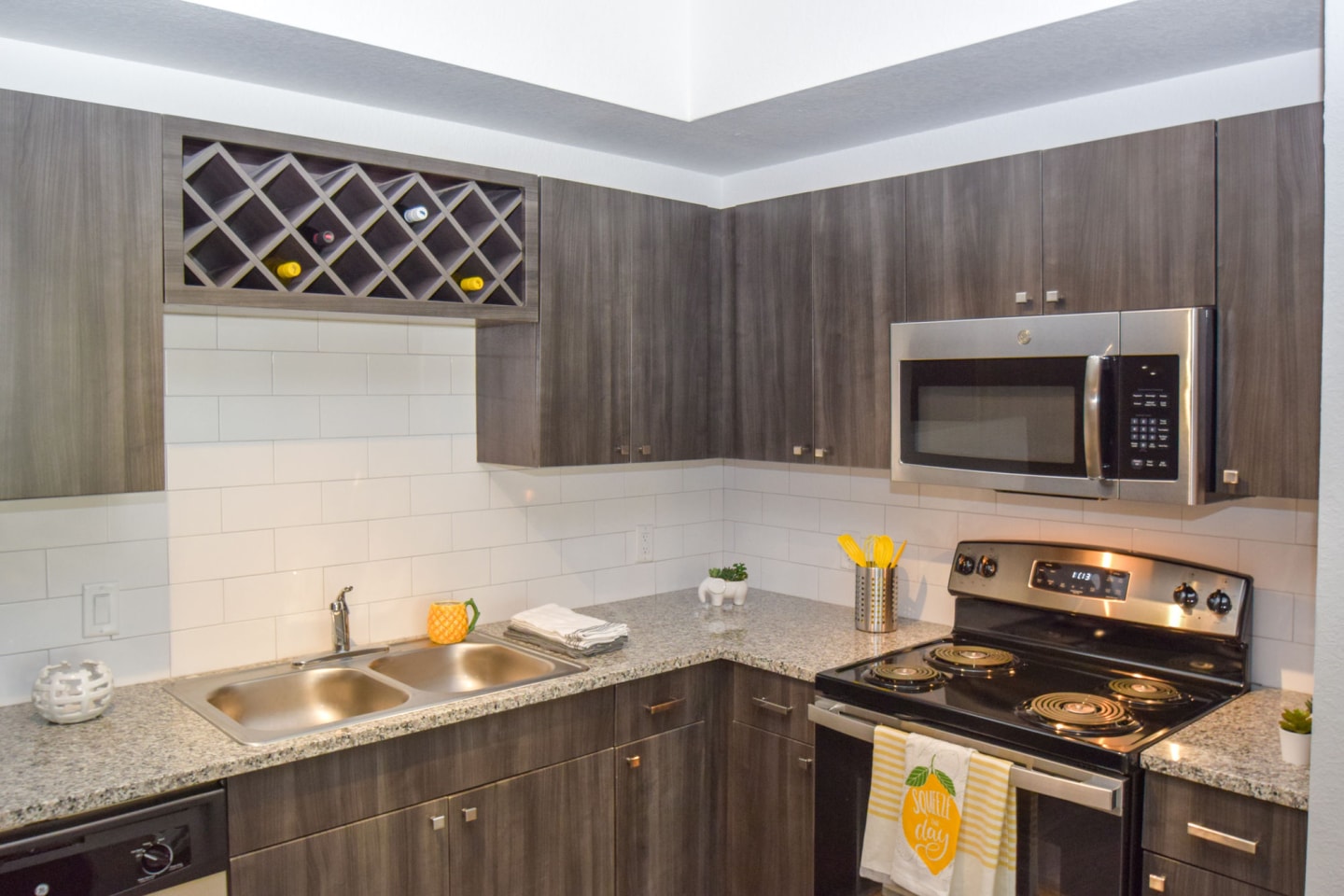 The Solera at Kendall West Image 32