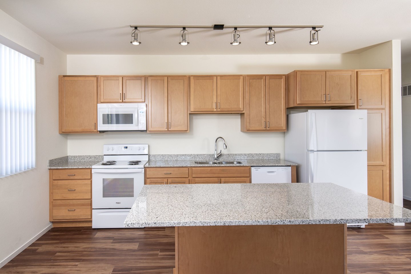 Estrella Springs at Canyon Trails - Affordable Housing Image 28