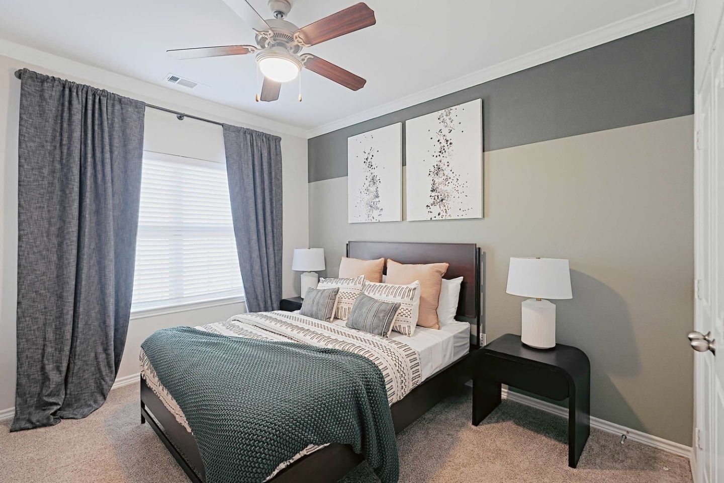 Pecan Springs Image 7