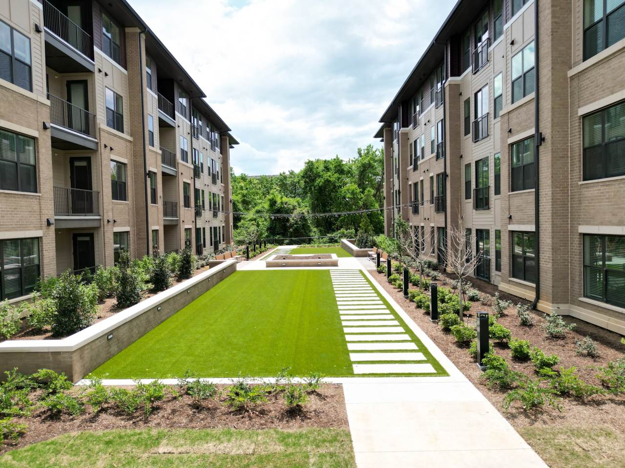 District at Riverside Image 4