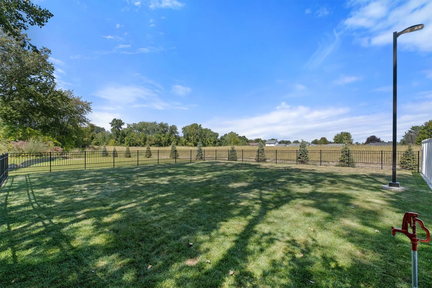 Shoreline Flats Image 45