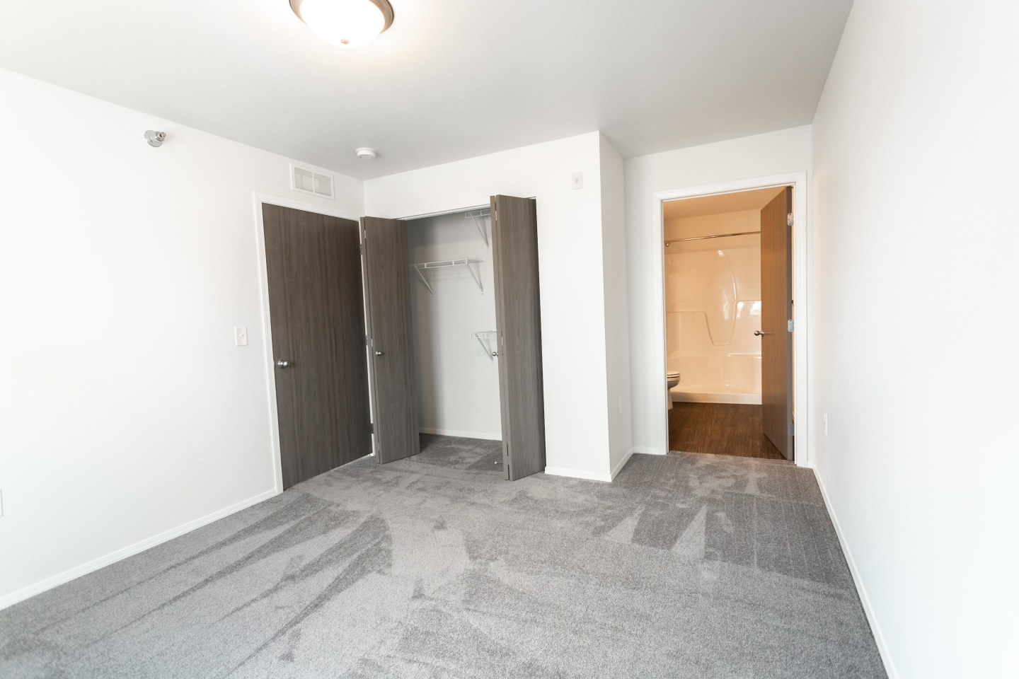 Lux North Image 22