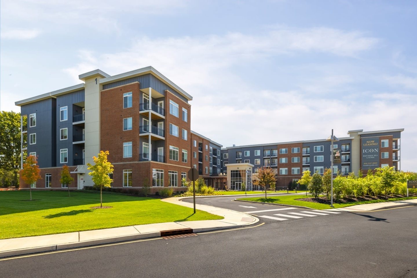 Icon Riverwalk 55+ Active Adult Apartment Homes Image 4