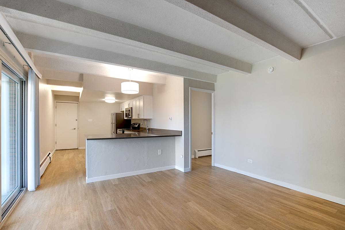 950 Lafayette Image 13
