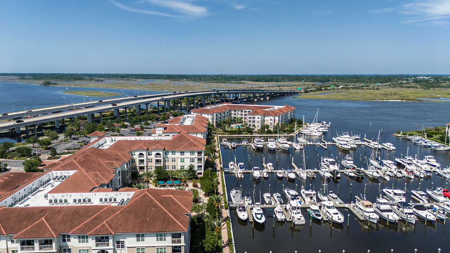 Views at Harbortown Image 1