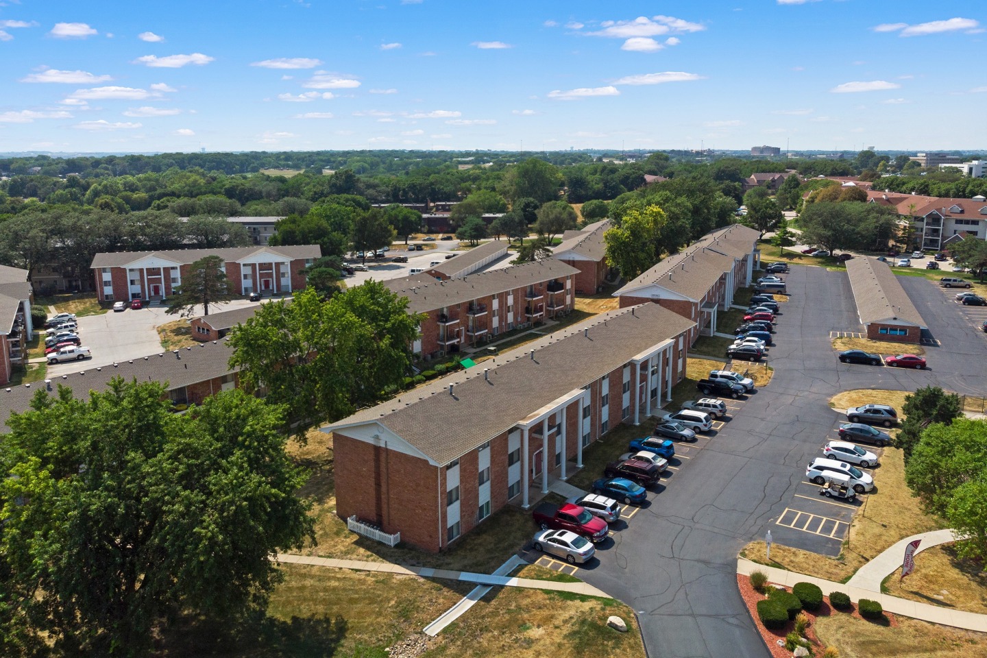 Colonial Village Image 16