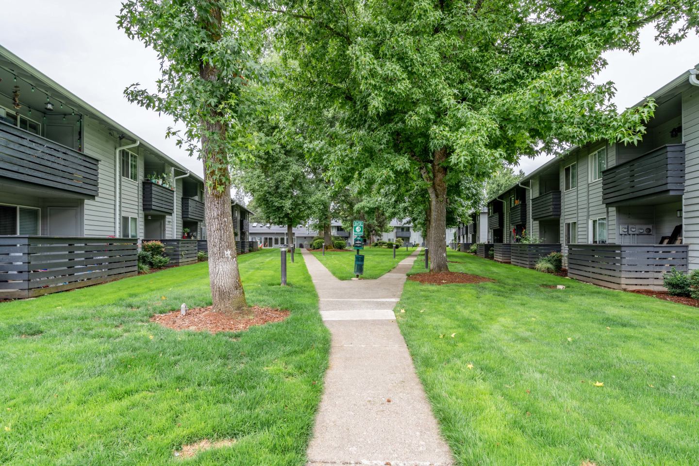 Courtyards at Cedar Hills Image 12
