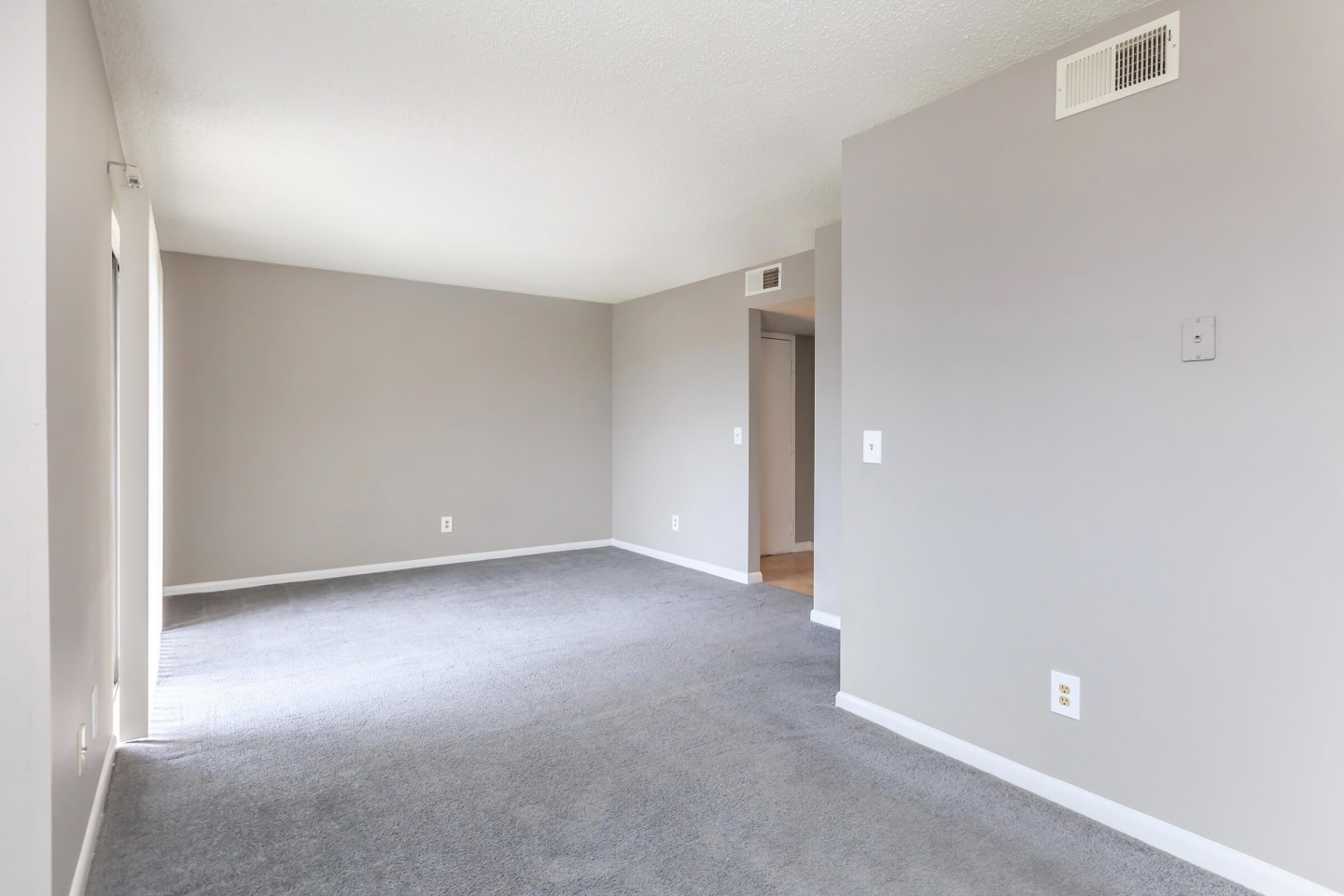 Hickory View Image 31