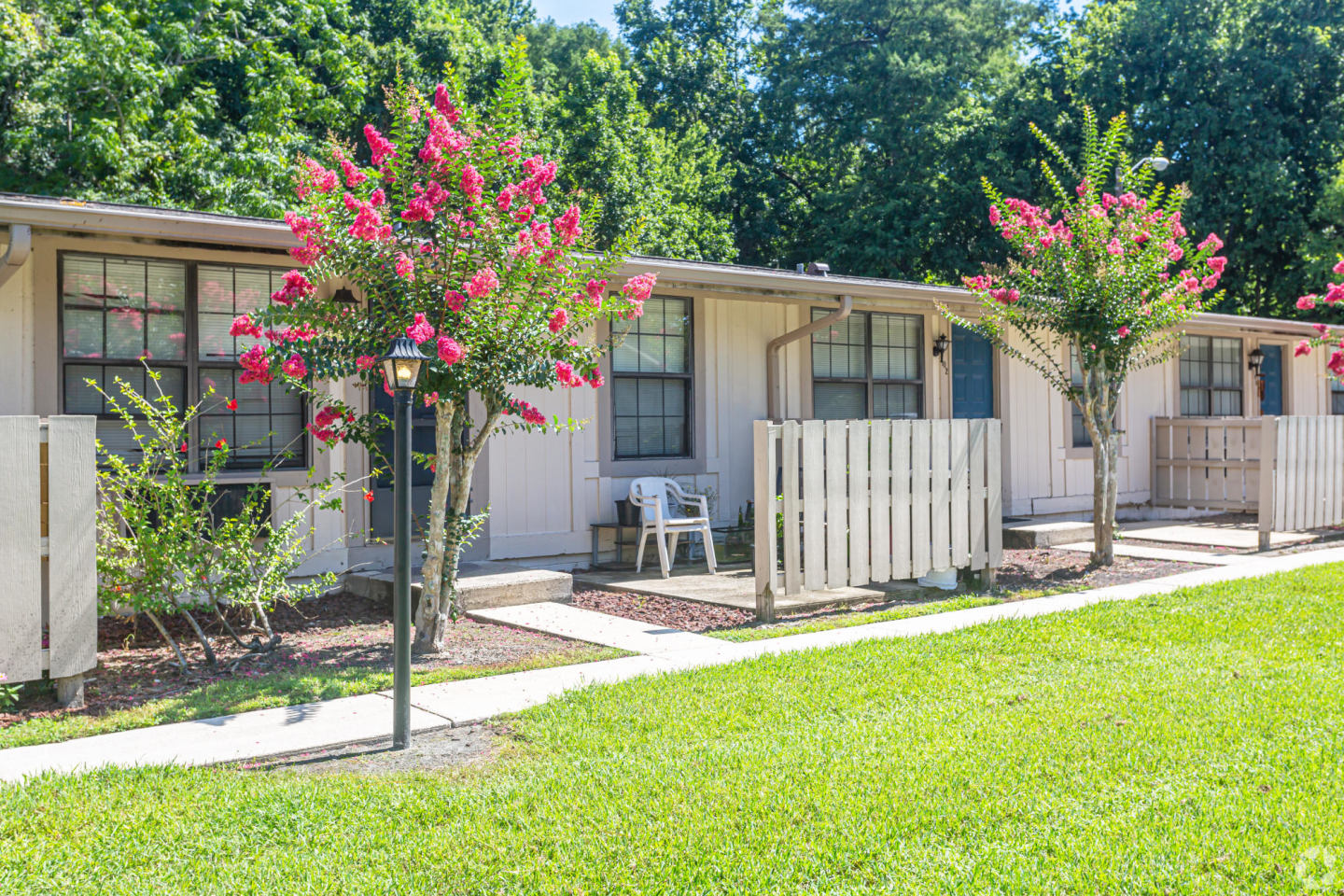 Mosswood Apartments Image 1