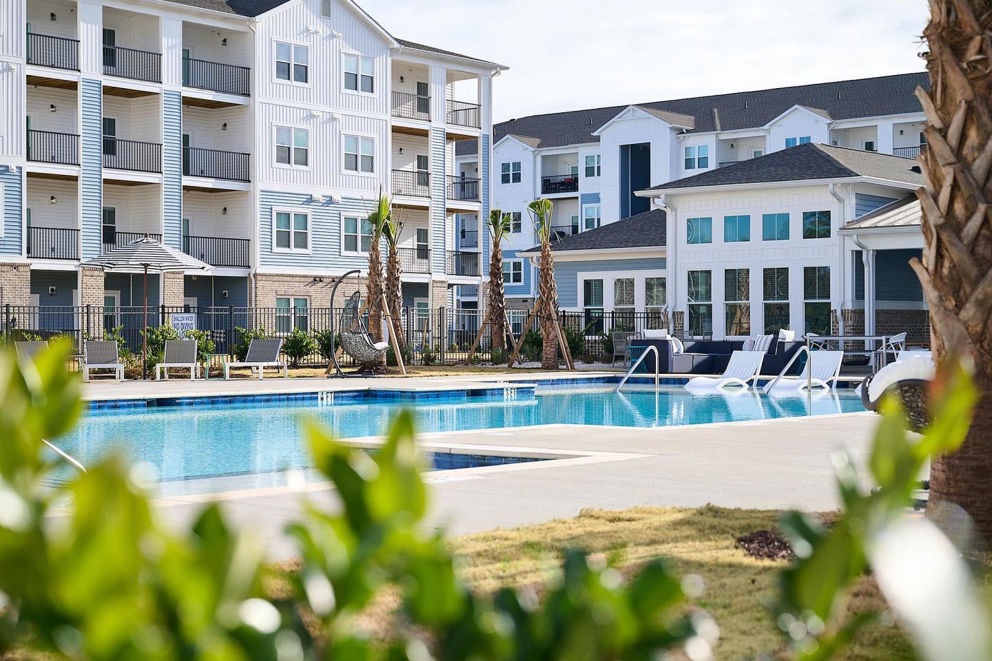 Encore Luxury Residences Image 7