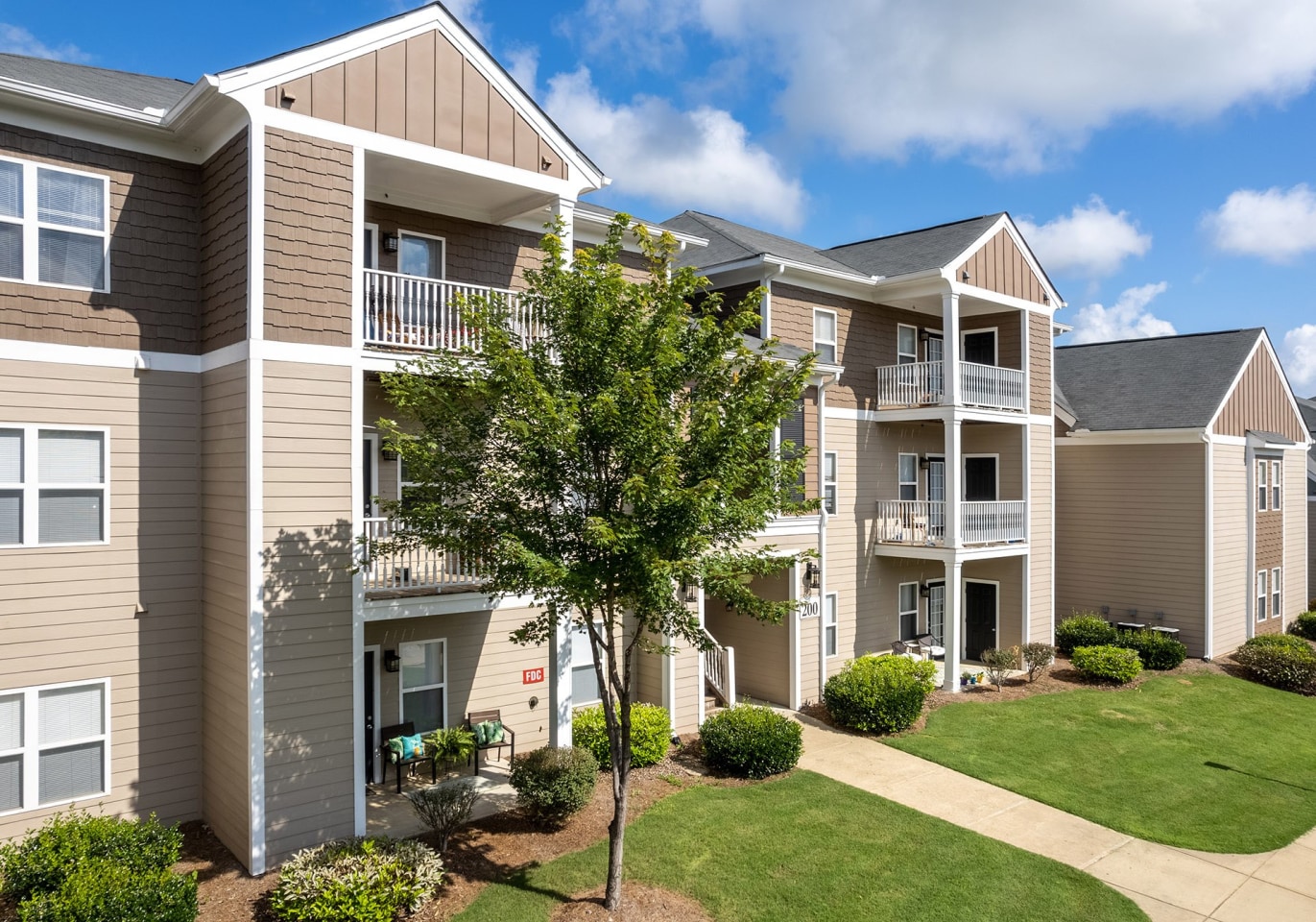 Woodland Trail Apartments Image 6