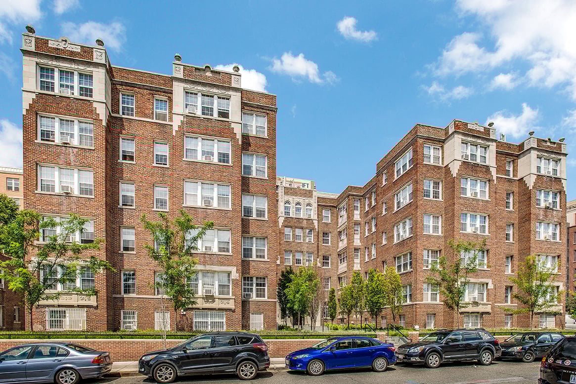The Paramount Apartments Image 8