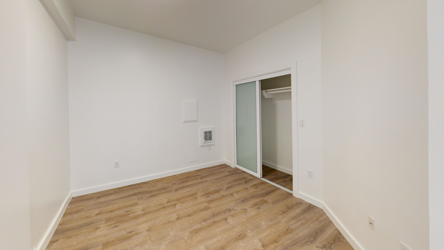 665 Eddy St Image 5