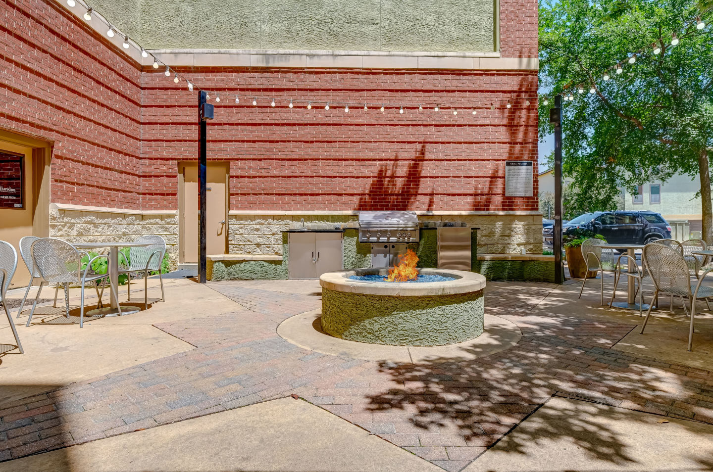 Arthouse Image 27