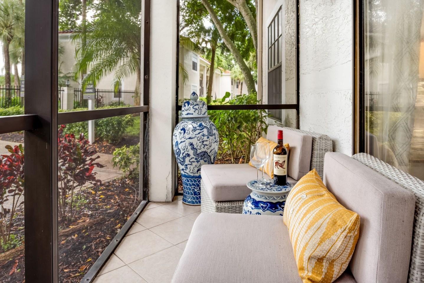 Mizner Court Image 28