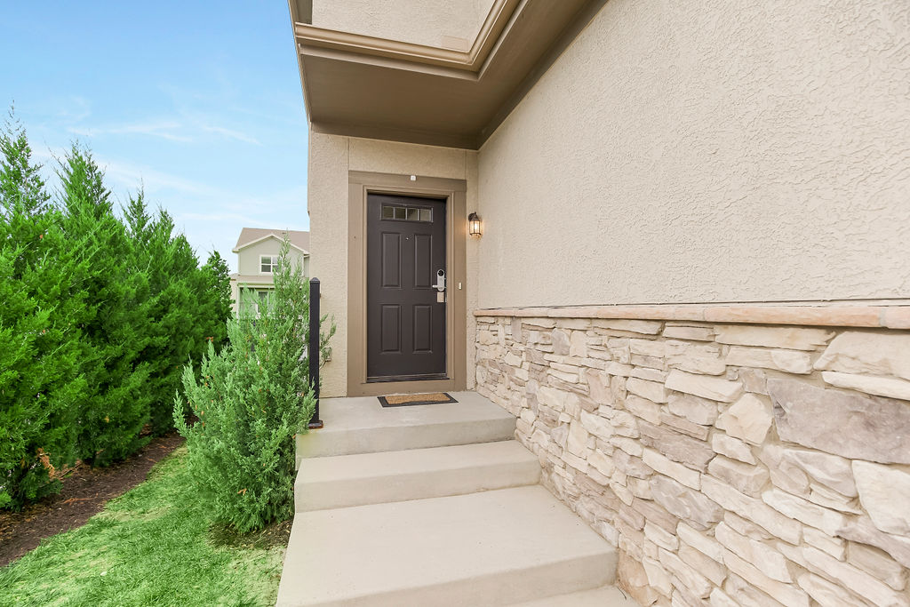Prairie Pines Townhomes Image 21