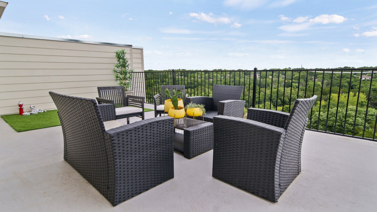 Summit Brownstones Townhomes Image 23